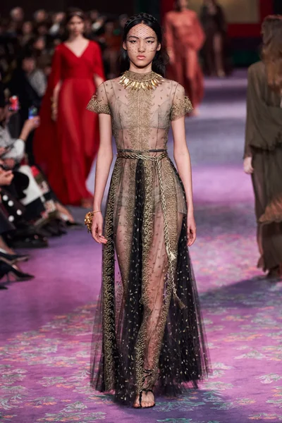 Look 58
